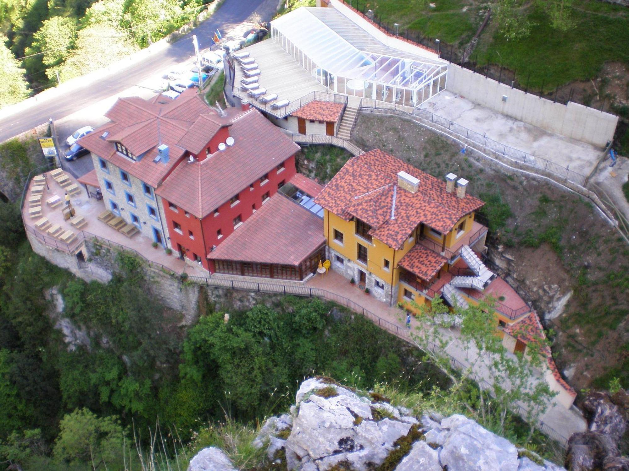 Hotel Puente Vidosa Amieva Exteriör bild